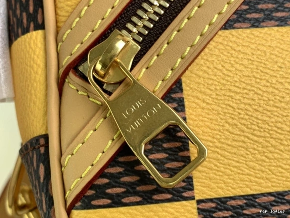 Cheap Messenger-24*24*8CM Chess VUITTON LOUIS 0809